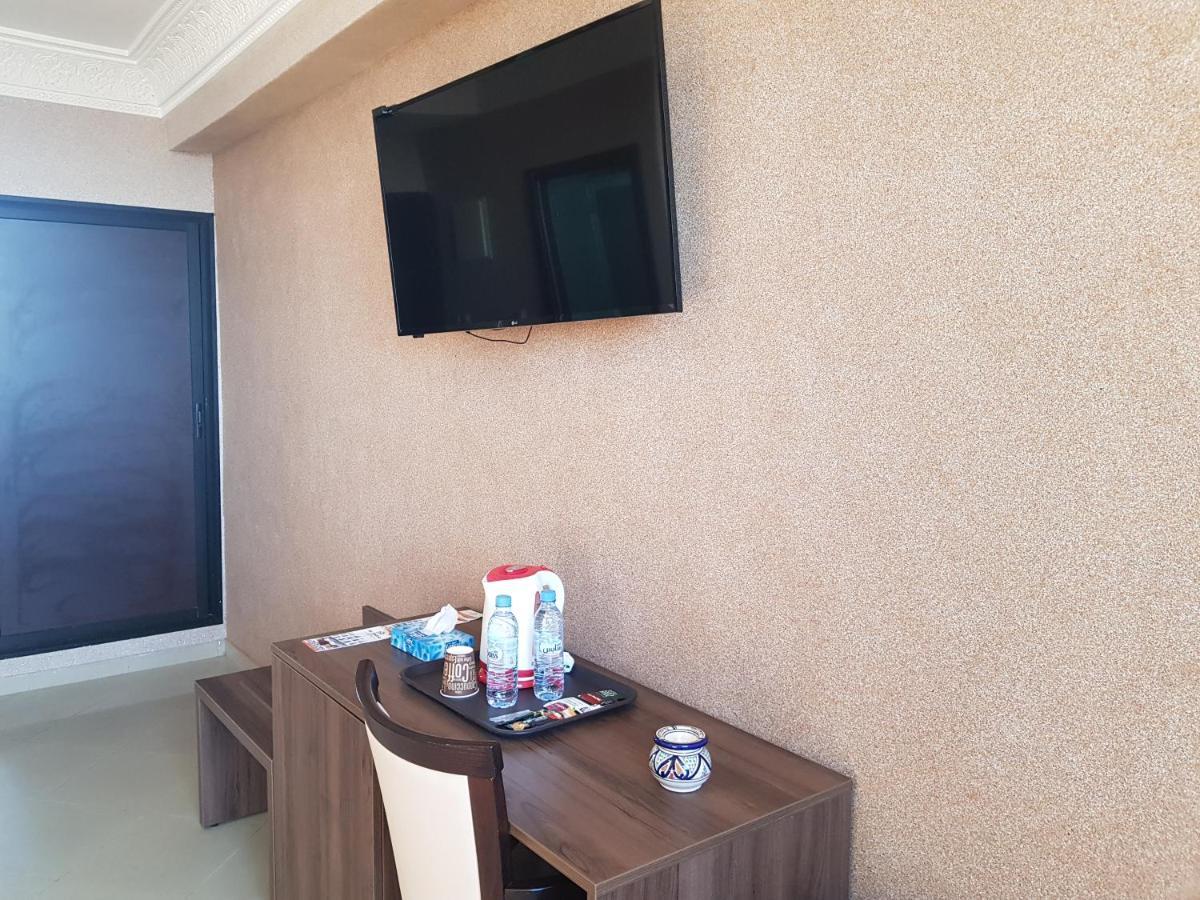 Hotel Al Madina Safi Bagian luar foto