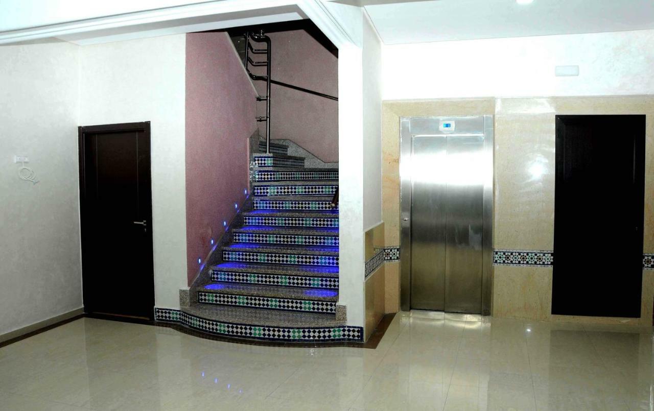 Hotel Al Madina Safi Bagian luar foto