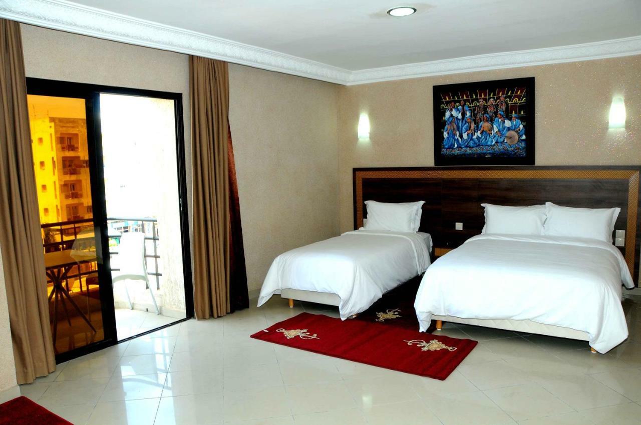 Hotel Al Madina Safi Bagian luar foto